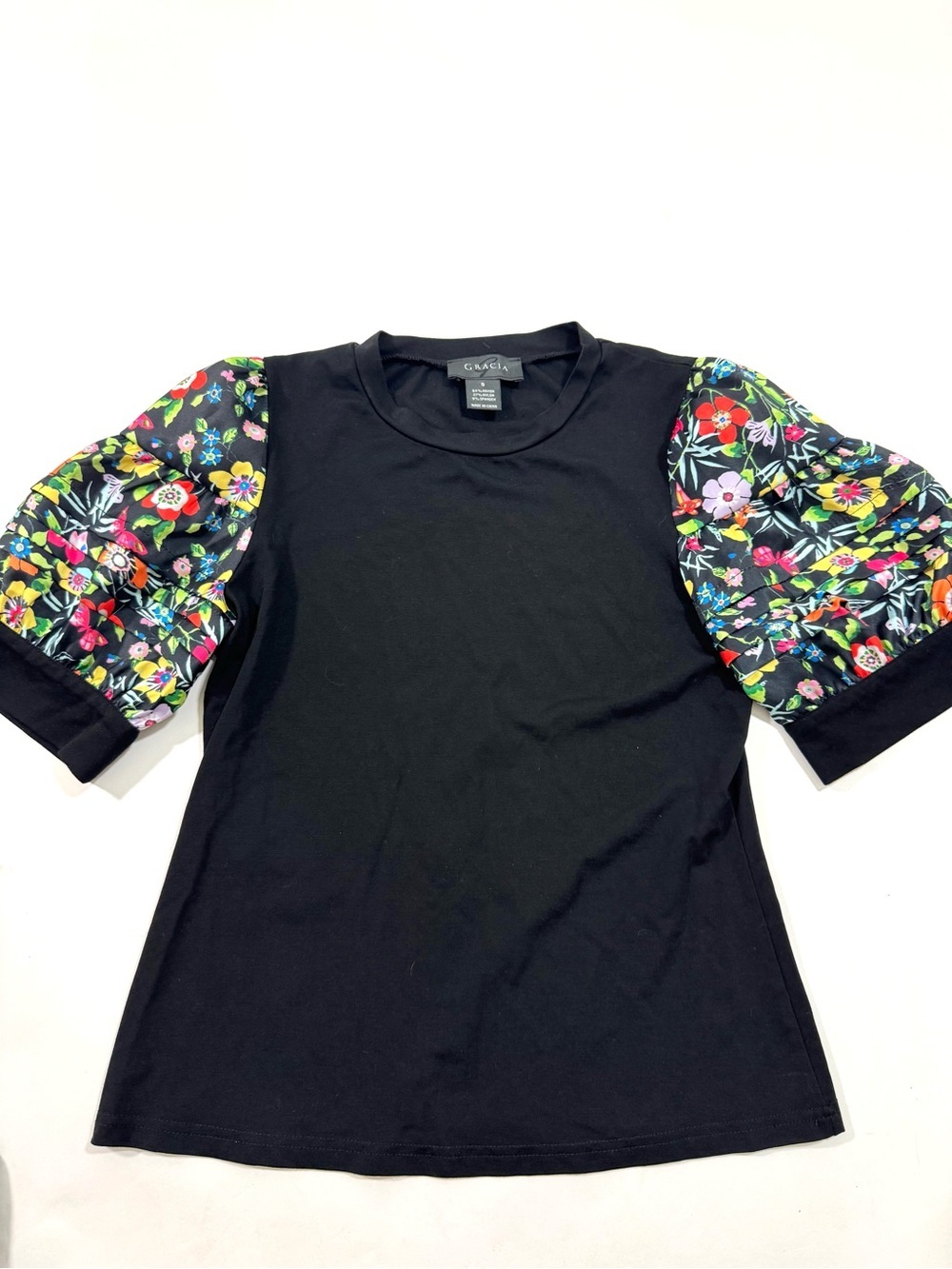Gracia Floral Puff Sleeve Tee Shirt Black